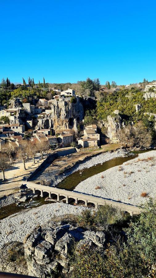 Lou Mouli Di Baou Bed and Breakfast Labeaume Εξωτερικό φωτογραφία